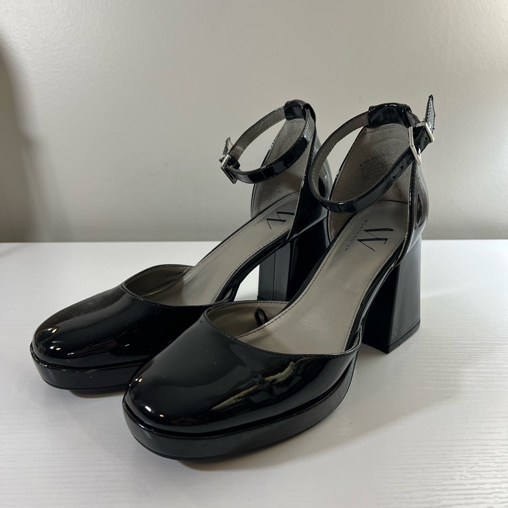 Worthington pines block black heel